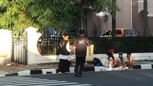 Bersama Lazismu, Bank Mega Syariah Bagikan 2.000 Paket Pabukoan