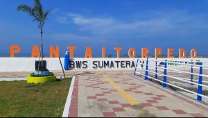 Pantai Torpeda, Destinasi Wisata Andalan Baru di Agam yang Mesti Dikunjungi