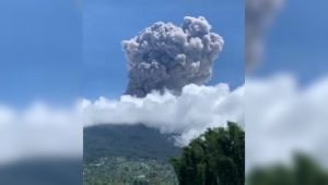 Warga Pariaman Diminta Gunakan Masker Hindari Dampak Erupsi Gunung Marapi