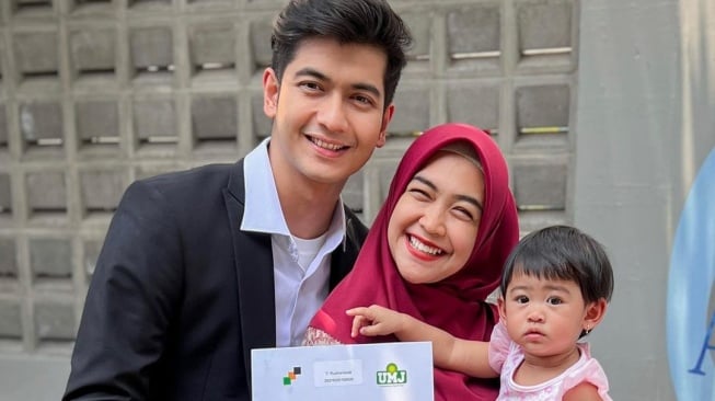 Resolusi Tahun Baru Ria Ricis Jadi Sorotan, Ingin Moana Selalu Bahagia Tapi Tak Ada Menyertakan Teuku Ryan pada Dalamnya