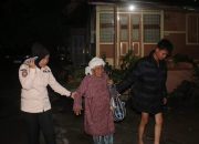 Wanita Lansia Terlantar Ditemukan di Padang, Satpol PP Antar ke Keluarga