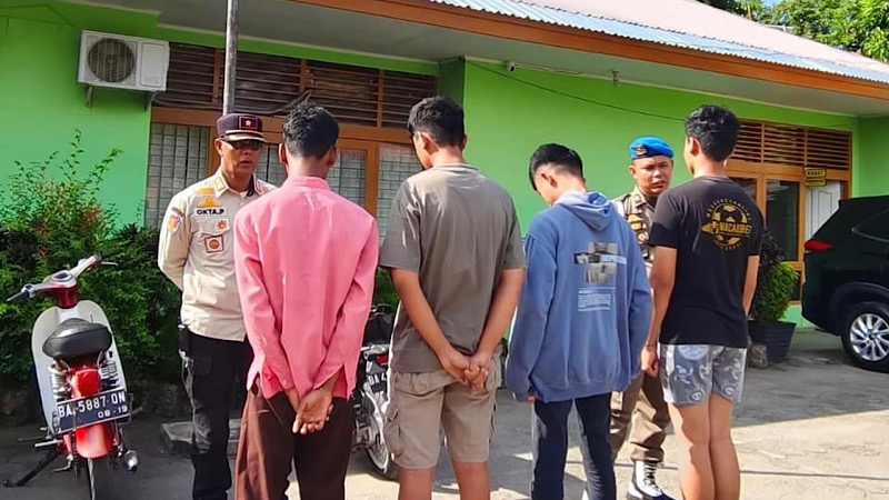 4-pelajar-bolos-diamankan-satpol-pp-padang,-sempat-ganti-pakaian-bebas