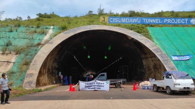 PUPR Ungkap Kondisi Terkini Terowongan Tol Cisumdawu Pasca Gempa Sumedang
