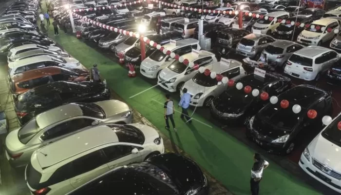 Pelemahan Rupiah Picu Kekhawatiran Industri Otomotif Nasional
