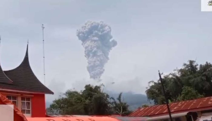 Status Siaga Gunung Marapi, Mahyeldi Ingatkan Potensi Banjir Lahar Dingin