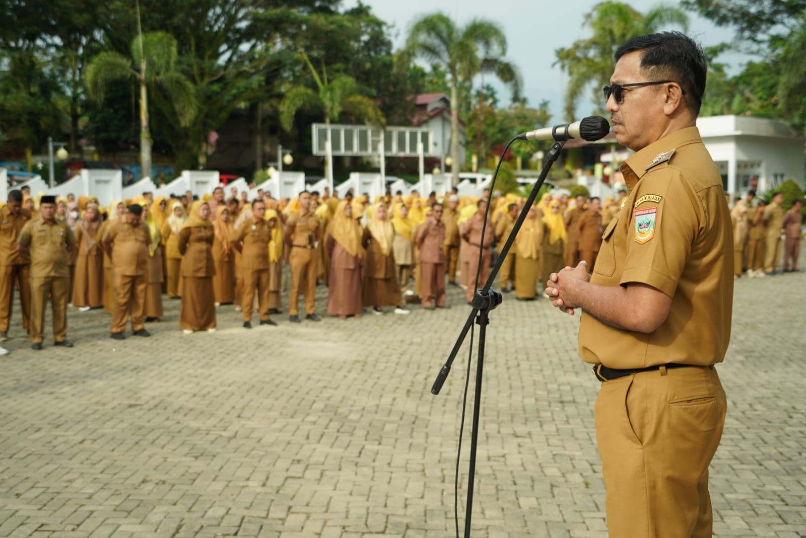 pimpin-apel-gabungan-asn.-ini-pesan-bupati-solok-selatan