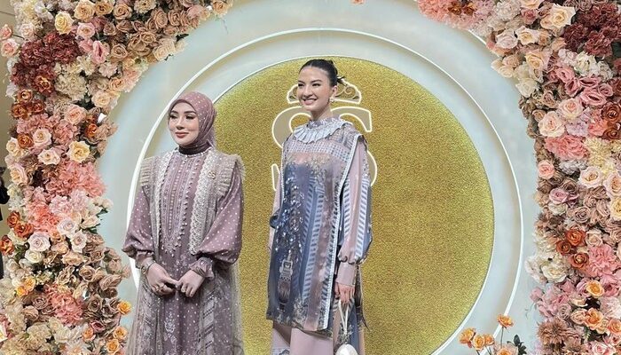 Shella Saukia Resmikan Gerai di Jakarta, Tampilkan Koleksi Lebaran