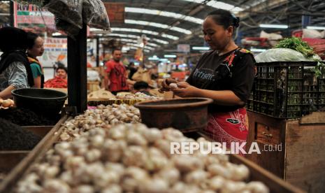 mendag:-indonesia-catat-tren-surplus-neraca-perdagangan-60-bulan-beruntun