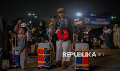 fase-kepulangan-haji-dimulai,-bandara-soetta-siaga-sambut-51-ribu-jamaah