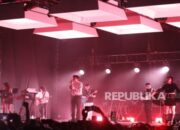 Makin Dekat dengan Gen Z, bank bjb Dukung Kreativitas Anak Muda di Konser Hindia