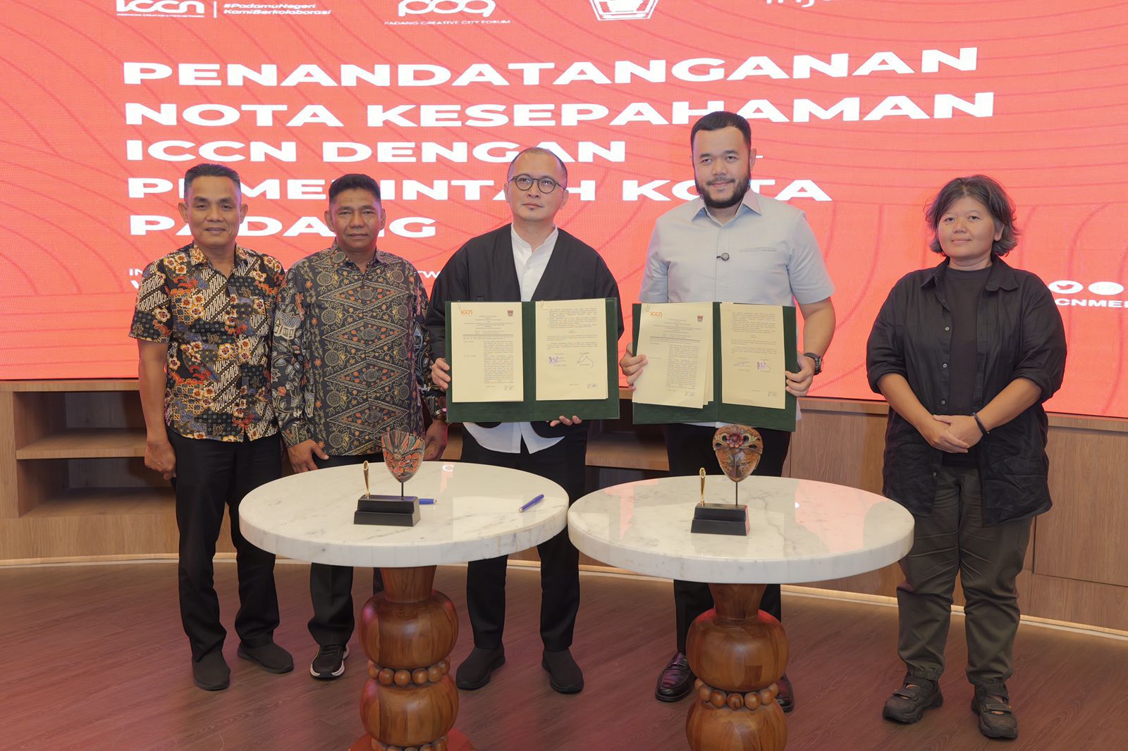 menuju-kota-kreatif,-wako-padang-tandatangani-mou-dengan-iccn