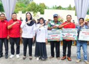Bupati Dharmasraya Serahkan Bantuan Pertanian Hasil Pokir Alex Indra Lukman Senilai Rp29 M
