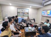 Polisi Amankan 4 Pelaku Pungli Terhadap Wisatawan Malaysia di Pantai Air Manis