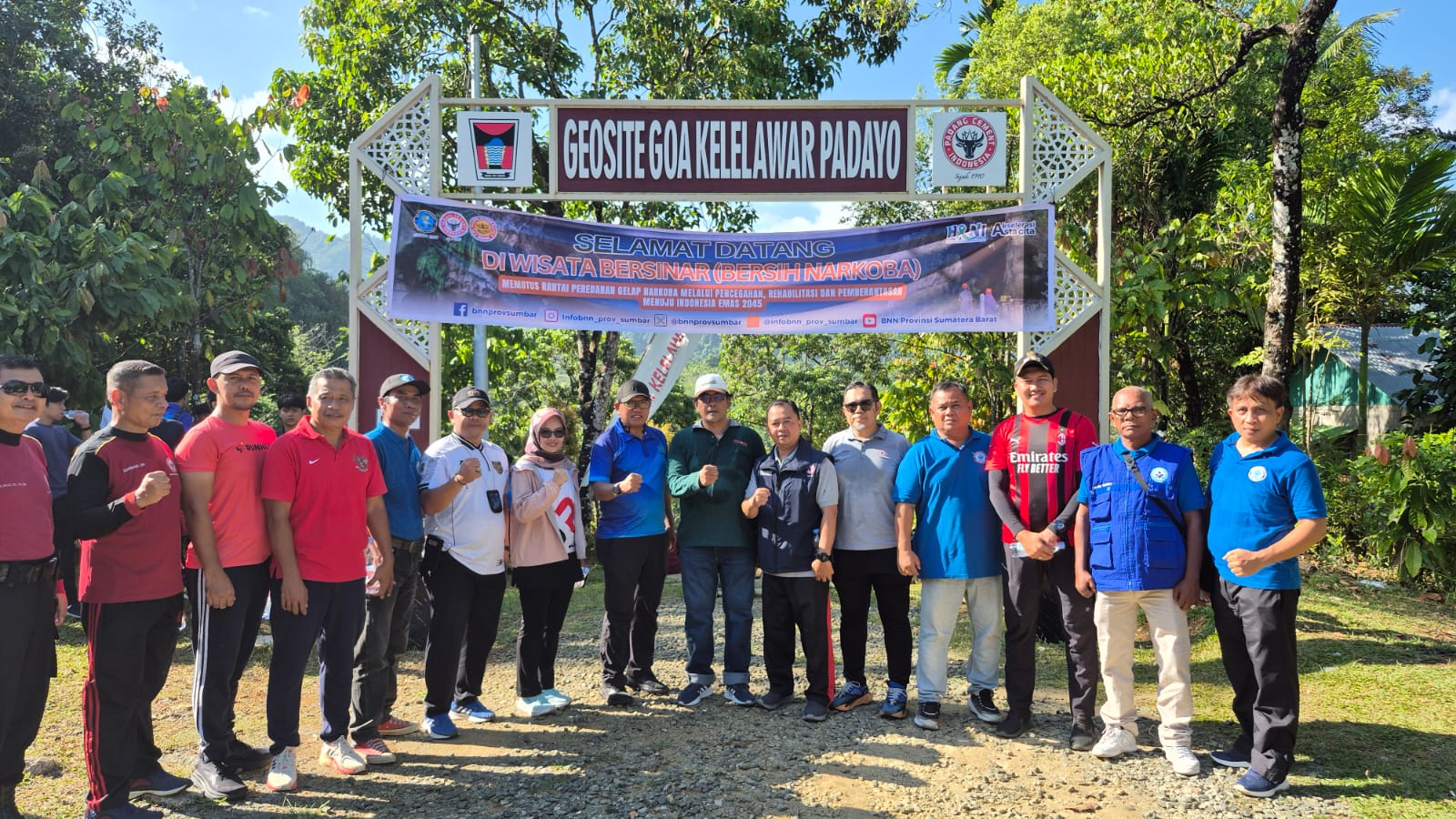 semen-padang-dan-bnnp-sumbar-canangkan-gua-kelelawar-padayo-jadi-destinasi-wisata-bersih-narkoba