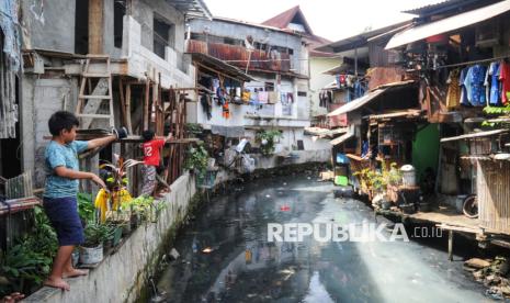 bank-dunia:-kemiskinan-di-indonesia-tidak-naik,-garis-kemiskinan-global-yang-berubah