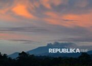 Gunung Marapi Kembali Erupsi, Warga Diminta Waspada Lahar dan Abu Vulkanik