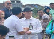 Dirjen Tanaman Pangan Dampingi Komisi IV DPR Panen Padi di Agam