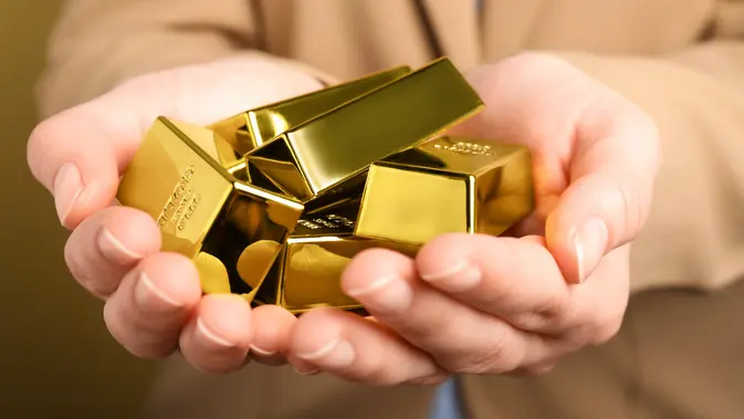 emas-batangan-vs-perhiasan:-mana-yang-tepat-untuk-investasi?