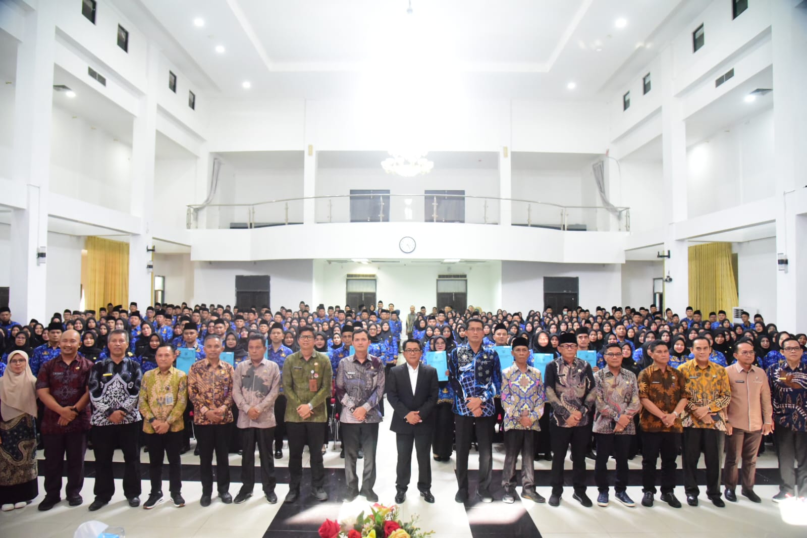 sebanyak-434-pppk-terima-sk-pengangkatan-bertugas-di-pemkab-padang-pariaman