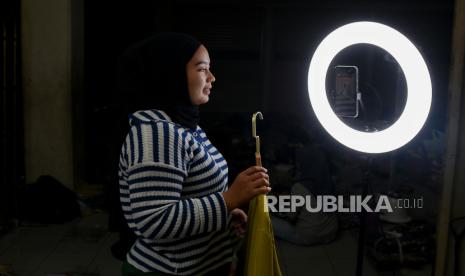 ekonom-kritik-pajak-e-commerce:-perusahaan-global-masih-bebas-pajak