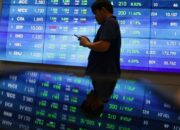 IHSG Bangkit, Saham ANTM dan MDKA Memimpin