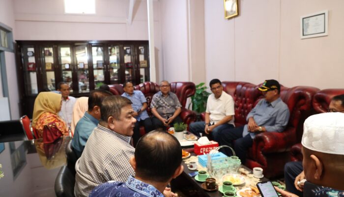 DPRD Sumbar Tinjau Cabang Dinas, Soroti Sekolah Favorit