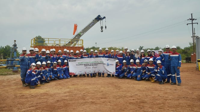 inovasi-perwira-pertamina,-sukseskan-injeksi-perdana-surfaktan,-dukung-produksi-migas