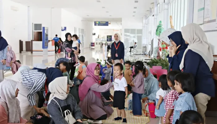 KAI Tingkatkan Layanan Kereta Api untuk Tabuik 2025