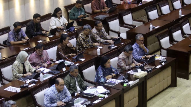 ekonomi-ri-2026-ditargetkan-tumbuh-di-antara-5,2-5,8-persen,-sri-mulyani:-butuh-upaya-sangat-keras