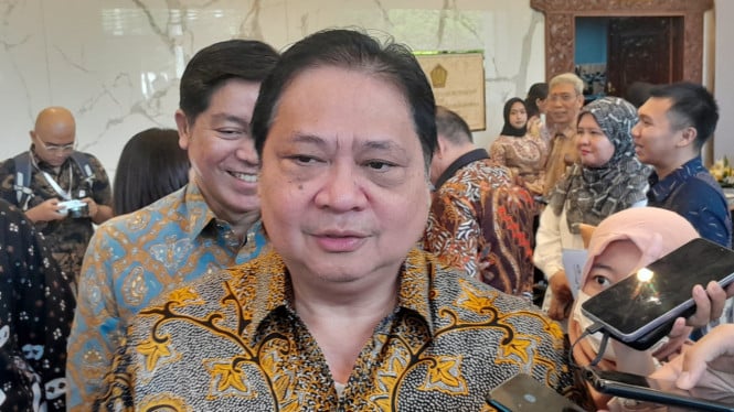 tarif-trump-berlaku-efektif-agustus-2025,-menko-airlangga-masih-kejar-peluang-negosiasi-ulang