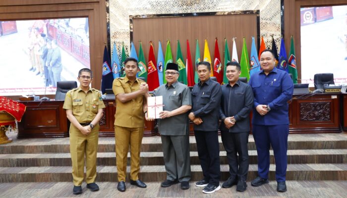APBD Tertekan, Pemprov Sumbar Bahas Perubahan Anggaran 2025