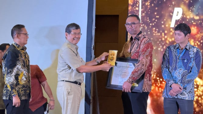 bukti-nyata-komitmen-perlindungan-tenaga-kerja-dan-keberlanjutan-perusahaan,-pt-pegadaian-raih-paritrana-award-2025