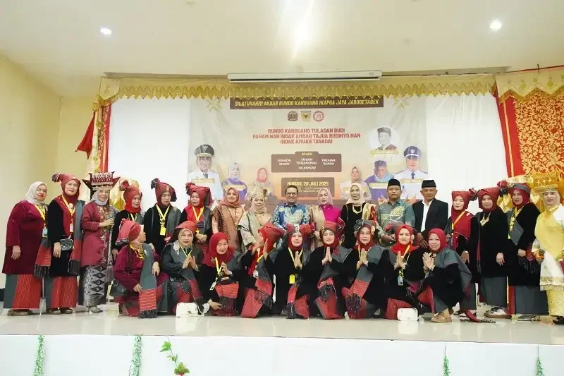 bundo-kanduang-ikatan-keluarga-perantau-galogandang-jaya-jabodetabek-gelar-silaturahmi