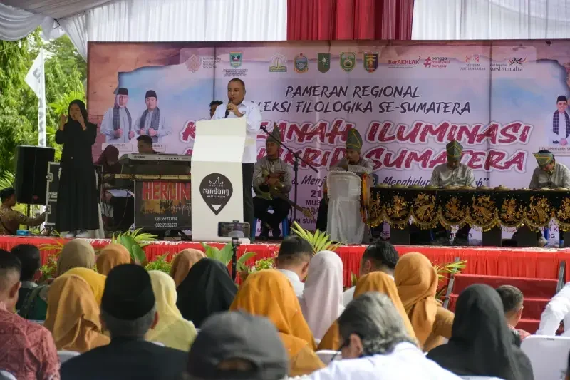 pt-semen-padang-bangun-taman-digital-ecobrick-di-museum-adityawarman,-dorong-literasi-dan-pelestarian-lingkungan