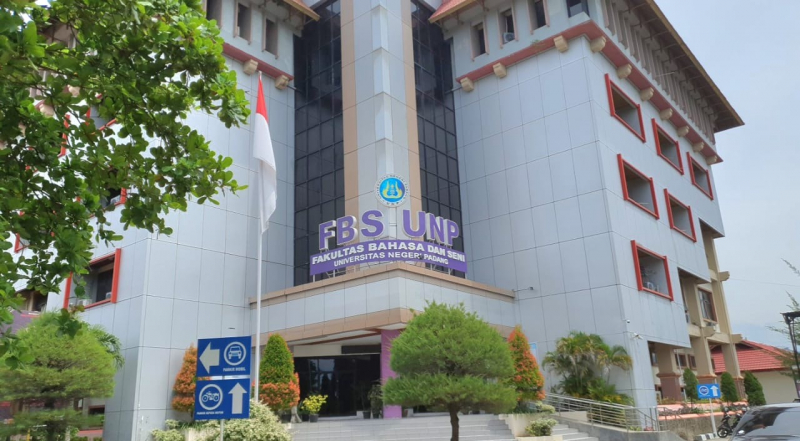 dbsi-fbs-unp-gelar-festival-sastra-mursal-esten-tingkat-internasional-2025