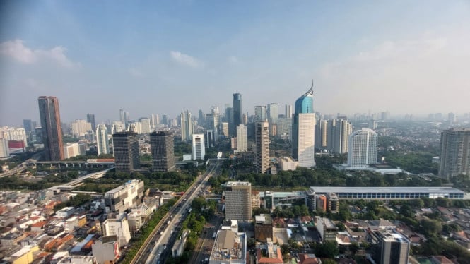 dihantui-ketidakpastian-ekonomi-global,-industri-keuangan-ri-berisiko-alami-ini-semester-ii-2025