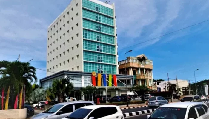 Shokupan dan Mi Padeh Lobster Jadi Andalan Xpress Restauran Amaris Hotel Padang