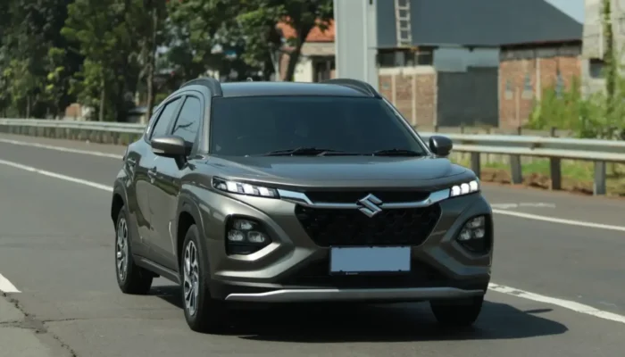 Suzuki Fronx Raih Mahkota Crossover Terbaik di SBBI Award 2025