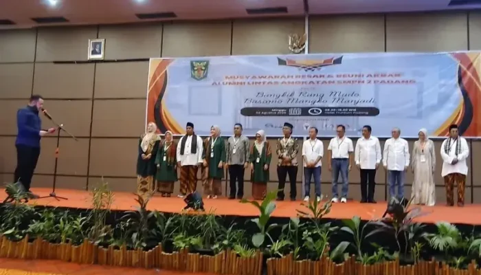 Tria Suprajeni Pimpin DP ALA SMPN 2 Padang Lewat Aklamasi