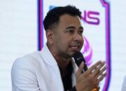 Raffi Ahmad Bagi Tips Cuan di LPS Financial Festival Surabaya