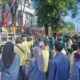 bem-sb-berunjuk-rasa-di-dprd-sumbar-sampaikan-12-tuntutan