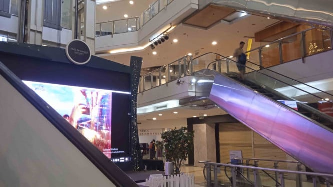 bos-ojk-sebut-rojali-dan-rohana-tak-hanya-ada-di-konsumen,-produsen-hingga-investor-juga