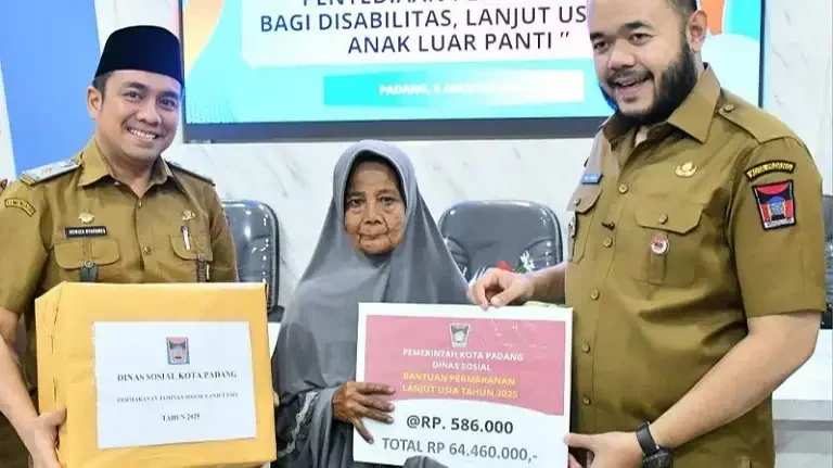 995-warga-rentan-terima-bantuan-permakanan-dan-usaha