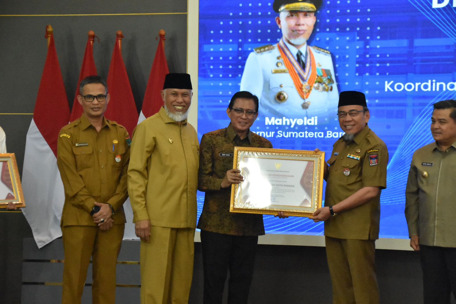 kota-padang-raih-penghargaan-dari-kementerian-kebudayaan-dan-pemprov-sumbar