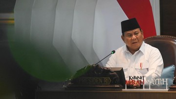 prabowo-lepas-keberangkatan-retreat-anggota-kadin-ri