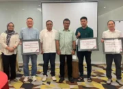 Semen Padang Gelar Penghargaan Distributor Terbaik, Tingkatkan Sinergi Menangkan Pasar