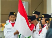 Bupati Dharmasraya Kukuhkan 74 Anggota Paskibraka, Siap Kibarkan Merah Putih!