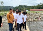 Vasko Pastikan Pessel Prioritaskan Jembatan Permanen Usai Tinjau Jembatan Goyang