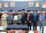 Pemko dan DPRD Padang Sahkan KUA-PPAS APBD 2026, Fokus Pembangunan Daerah