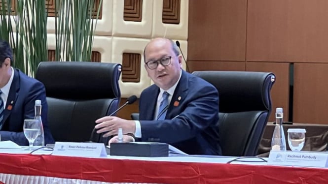 rosan-pede-danantara-bisa-bantu-capai-target-investasi-rp2.175,26-triliun-pada-2026